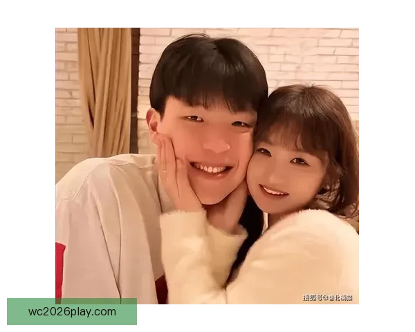 杨瀚森女友与利拉德儿子欢乐互动社媒晒温馨合影瞬间 杨瀚森女友与利拉德儿子欢乐互动社媒晒温馨合影瞬间