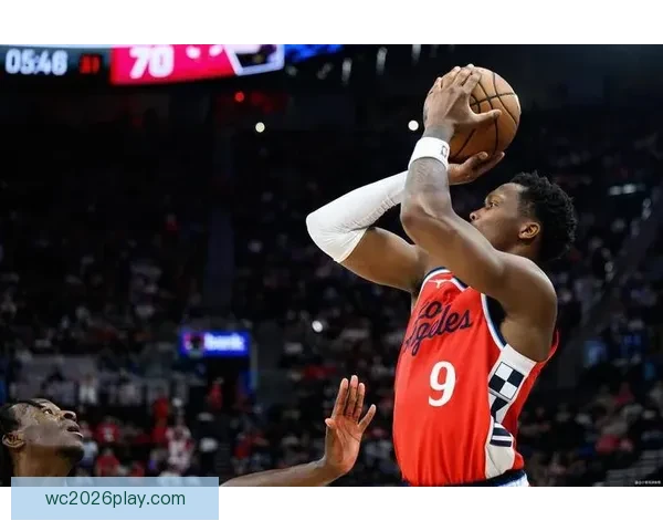 莱昂纳德快船生涯第252次单场得分20+ 超越布兰德升队史第四位 莱昂纳德快船生涯第252次单场得分20+ 超越布兰德升队史第四位